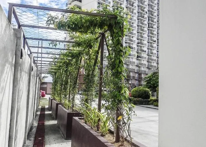 Apartment Spacious W/ Pool, Free Highspeed Wifi And Near Mactan Airport *